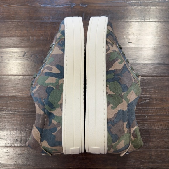 J Slides NYC Platform Camo Low Top Sneaker Size 8 Women - Picture 7 of 9